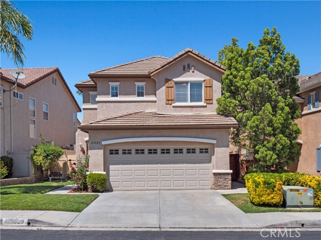 Detail Gallery Image 1 of 37 For 27629 Elkwood Ln, Castaic,  CA 91384 - 3 Beds | 2/1 Baths