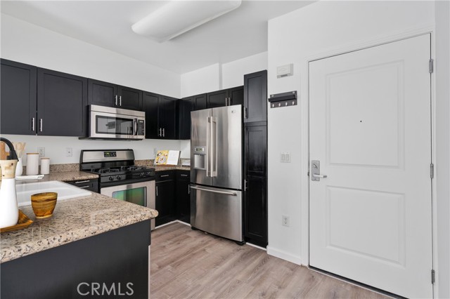 100 S Alameda Street, Los Angeles CA: https://media.crmls.org/medias/3f5366a6-4e00-40b9-b9d5-450f5f1da10d.jpg