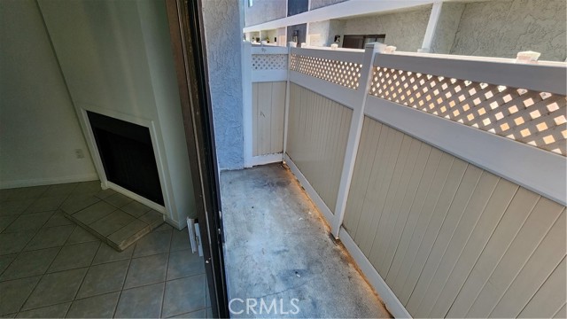 Detail Gallery Image 18 of 30 For 12310 Burbank Blvd #12,  Valley Village,  CA 91607 - 2 Beds | 1/1 Baths