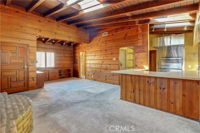 Detail Gallery Image 6 of 24 For 14813 Hartsook, Sherman Oaks,  CA 91403 - 2 Beds | 2 Baths