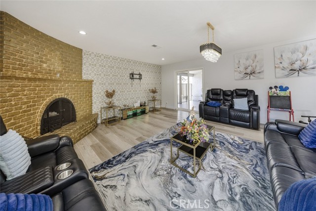 Detail Gallery Image 7 of 59 For 3340 Brittany Ln, Lancaster,  CA 93536 - 3 Beds | 2 Baths