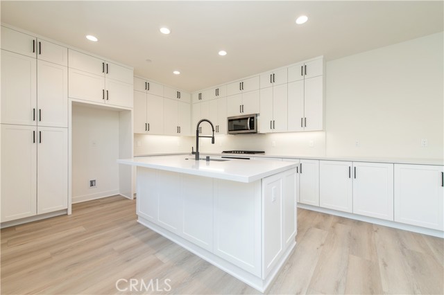 Detail Gallery Image 8 of 35 For 961 Jasper St, Rancho Mission Viejo,  CA 92694 - 3 Beds | 2/1 Baths