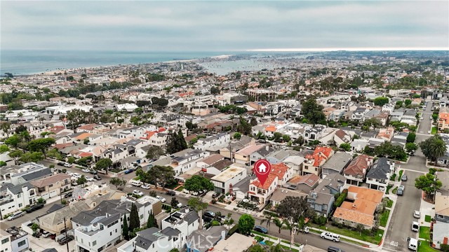 613 Larkspur Avenue, Corona del Mar CA: https://media.crmls.org/medias/3f54b911-0d27-405d-be52-936e28caa202.jpg