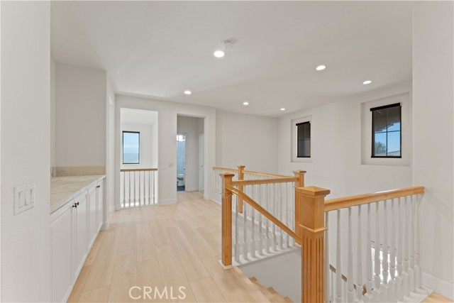 Detail Gallery Image 18 of 41 For 16395 Ridge Field, Riverside,  CA 92503 - 5 Beds | 4 Baths