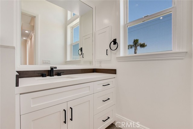 3RD BEDROOM ENSUITE BATH SINK