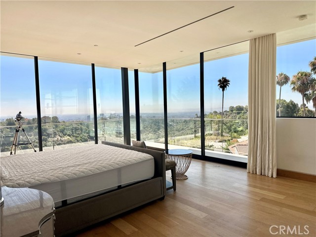 Detail Gallery Image 9 of 68 For 1188 Roberto Ln, Los Angeles,  CA 90077 - 5 Beds | 7 Baths