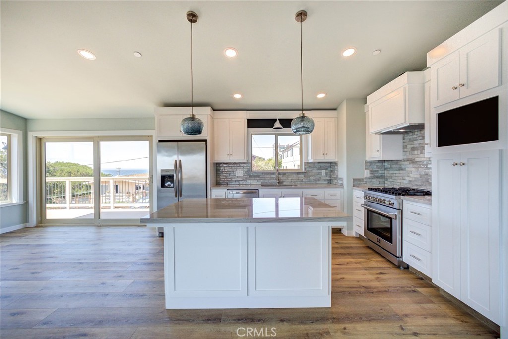 3F58A37D 209A 45C7 Ba28 0Df021Ba81D3 396 Castle, Cambria, Ca 93428 &Lt;Span Style='BackgroundColor:transparent;Padding:0Px;'&Gt; &Lt;Small&Gt; &Lt;I&Gt; &Lt;/I&Gt; &Lt;/Small&Gt;&Lt;/Span&Gt;