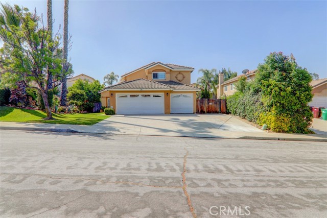 Detail Gallery Image 1 of 54 For 21631 Calle Prima, Moreno Valley,  CA 92557 - 4 Beds | 3 Baths