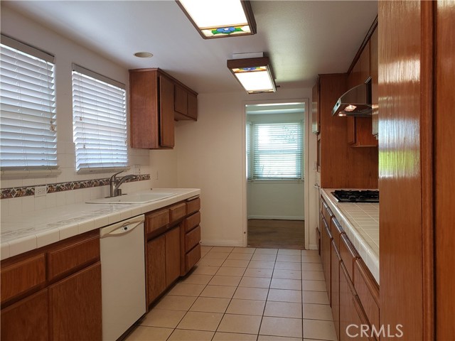 Detail Gallery Image 5 of 19 For 5417 El Monte Ave, Temple City,  CA 91780 - 3 Beds | 2 Baths