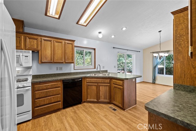 Detail Gallery Image 19 of 57 For 6463 Altus Ct, Magalia,  CA 95954 - 2 Beds | 2 Baths