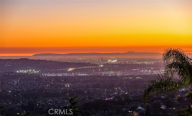 3319 Red Pine Rd, Yorba Linda CA: https://media.crmls.org/medias/3f5a8496-1c3e-495c-a0de-35276f8bf593.jpg