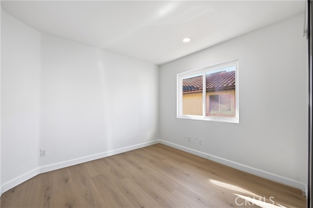 Detail Gallery Image 28 of 45 For 1394 La Culebra Cir, Camarillo,  CA 93012 - 4 Beds | 2/1 Baths