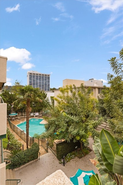 Front Image Thumbnail for CRSR25267928