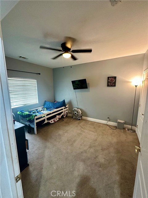 42500 20th Street West, Lancaster CA: https://media.crmls.org/medias/3f5c9889-a4fc-4763-a5de-ca55a5806ab2.jpg