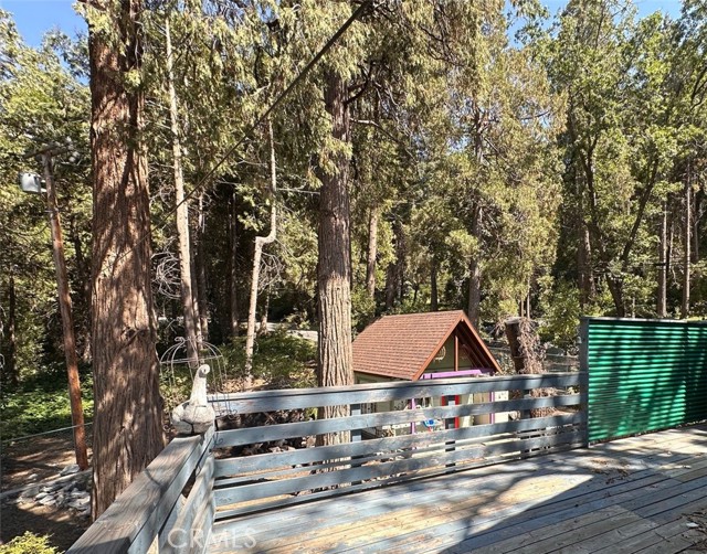 39722 Valley Of The Falls Drive, Forest Falls CA: https://media.crmls.org/medias/3f5cb4e8-c432-48f3-b313-6bcf000a316c.jpg
