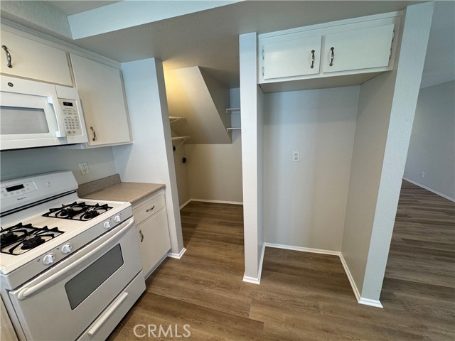 Detail Gallery Image 12 of 24 For 4301 Farquhar Ave, Los Alamitos,  CA 90720 - 2 Beds | 1/1 Baths