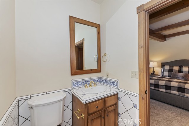 Detail Gallery Image 43 of 64 For 28324 Somerset Ln, Lake Arrowhead,  CA 92352 - 4 Beds | 4/1 Baths
