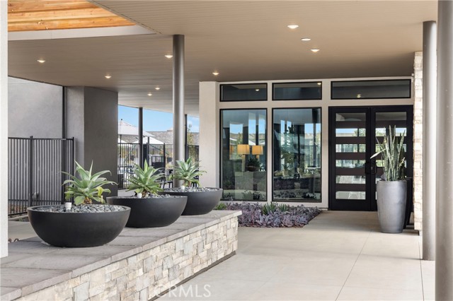 Detail Gallery Image 29 of 31 For 15907 Blue Copper Way, Fontana,  CA 92336 - 4 Beds | 2/1 Baths