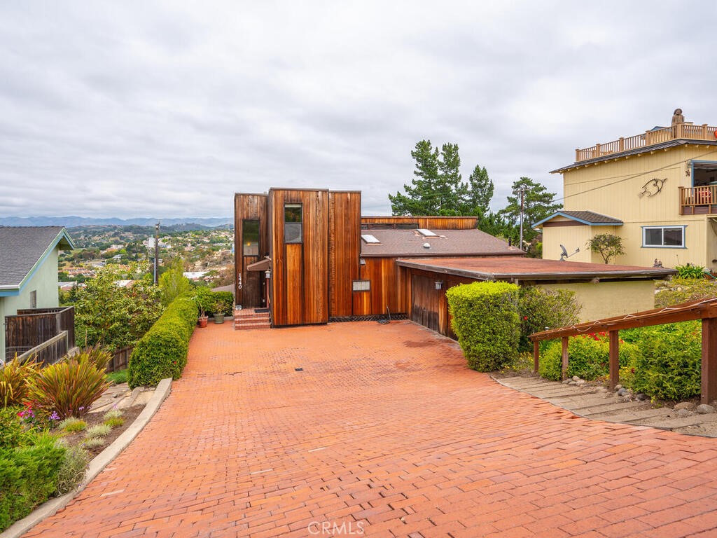 1440 Sierra Drive Arroyo Grande, California 1440 Sierra Drive