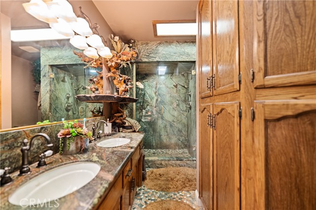 Detail Gallery Image 17 of 31 For 6016 E Texas, Bakersfield,  CA 93307 - 3 Beds | 2/1 Baths