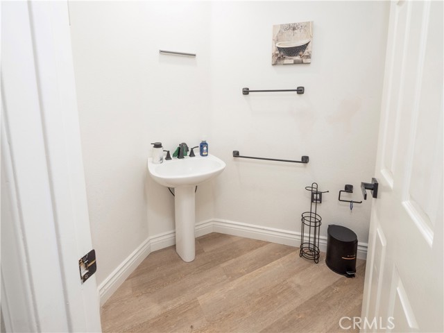 5 Encinal, Lake Forest CA: https://media.crmls.org/medias/3f5f8f9c-4c35-4bf9-8c6d-46ae52f7cd3c.jpg