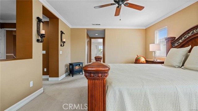 Image 35 of 65 For 13726 Kiwi Avenue