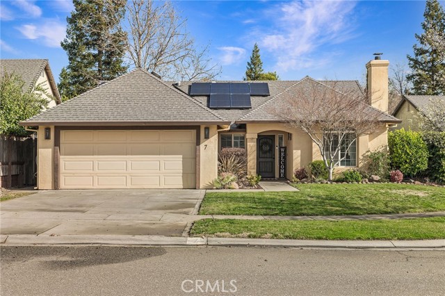Detail Gallery Image 1 of 1 For 7 Lower Lake Ct, Chico,  CA 95928 - 4 Beds | 2 Baths