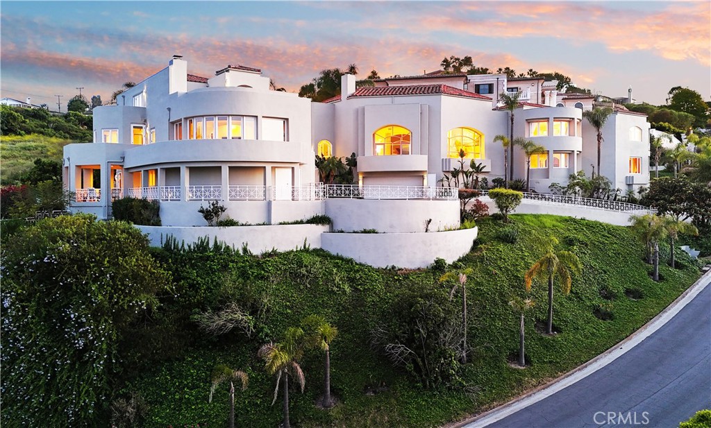 Picture of Palos Verdes Estates, CA 90274