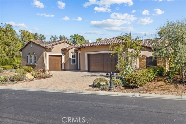 31521 Paseo Campeon, San Juan Capistrano CA: https://media.crmls.org/medias/3f62c24f-07aa-4976-ac49-895d1db3445b.jpg