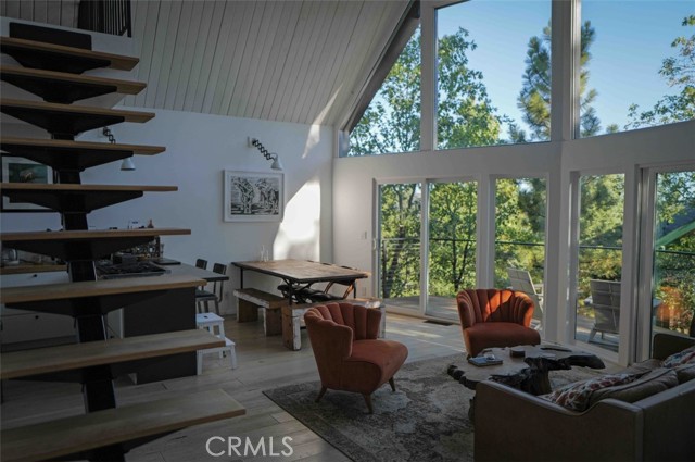 1554 Coyote Court, Big Bear City CA: https://media.crmls.org/medias/3f6321c5-643a-47a0-a9a8-c860093685a6.jpg