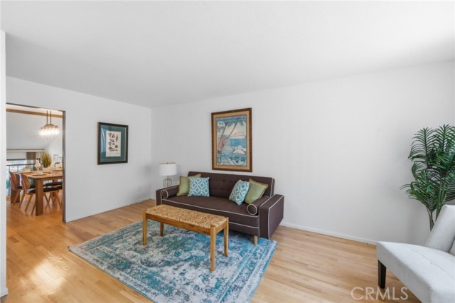 Detail Gallery Image 11 of 34 For 4320 Glencoe Ave #2,  Marina Del Rey,  CA 90292 - 2 Beds | 3 Baths