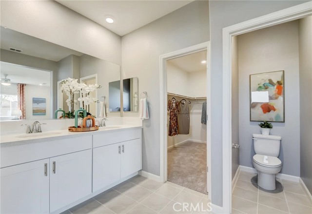 Detail Gallery Image 6 of 23 For 1015 Lucia Ave, Fowler,  CA 93625 - 4 Beds | 2/1 Baths