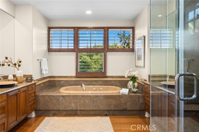 101 Old Course Drive, Newport Beach CA: https://media.crmls.org/medias/3f639f5e-bac1-4e70-991d-183d4acd0f4d.jpg