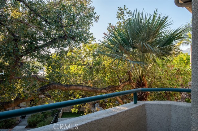 2930 Montrose Avenue, La Crescenta CA: https://media.crmls.org/medias/3f63d988-b238-4def-853c-40ce004186ee.jpg