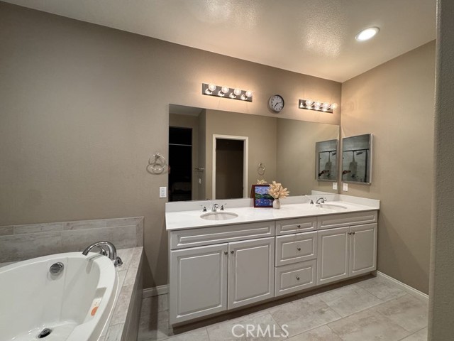 Detail Gallery Image 16 of 32 For 7972 Sunflower St, Highland,  CA 92346 - 3 Beds | 2/1 Baths