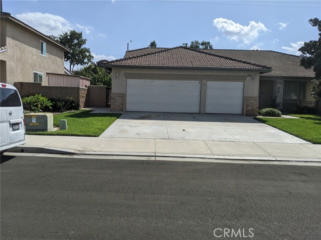 MLS# OC22245169