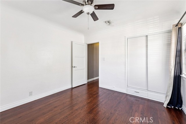 Detail Gallery Image 22 of 34 For 527 S Orchard Dr, Burbank,  CA 91506 - 4 Beds | 1/1 Baths