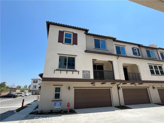12248 Mirasol Loop, El Monte CA: https://media.crmls.org/medias/3f681d72-d94e-426b-b384-7041b8bdf518.jpg