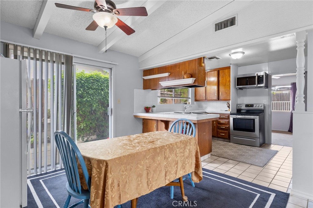 3F697608 749A 412C A7Ef 7Aef9251035C 3406 Elm Street, Bakersfield, Ca 93301 &Lt;Span Style='BackgroundColor:transparent;Padding:0Px;'&Gt; &Lt;Small&Gt; &Lt;I&Gt; &Lt;/I&Gt; &Lt;/Small&Gt;&Lt;/Span&Gt;
