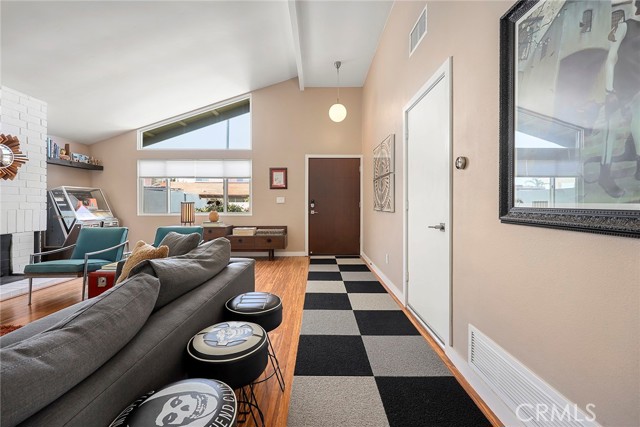 Detail Gallery Image 15 of 35 For 3318 Wyoming Cir, Costa Mesa,  CA 92626 - 3 Beds | 2 Baths