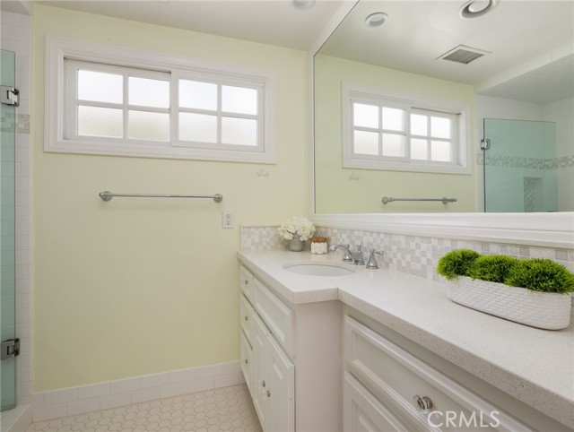 3509 Poinsettia Avenue, Manhattan Beach, California 90266, 4 Bedrooms Bedrooms, ,2 BathroomsBathrooms,Residential,Sold,Poinsettia,SB21155019