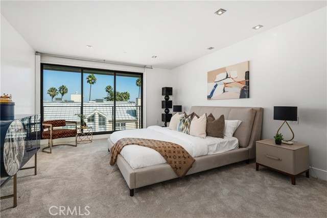 Detail Gallery Image 8 of 24 For 432 N Oakhurst Dr #503,  Beverly Hills,  CA 90210 - 2 Beds | 2/1 Baths