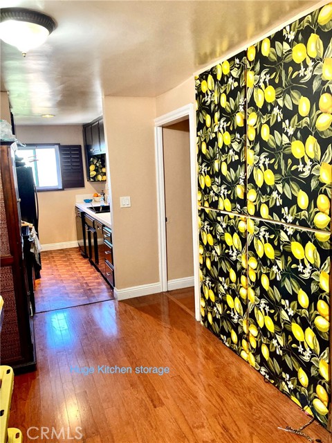 Hallway from the Living Rm/Dining Room area to the kitchen.
