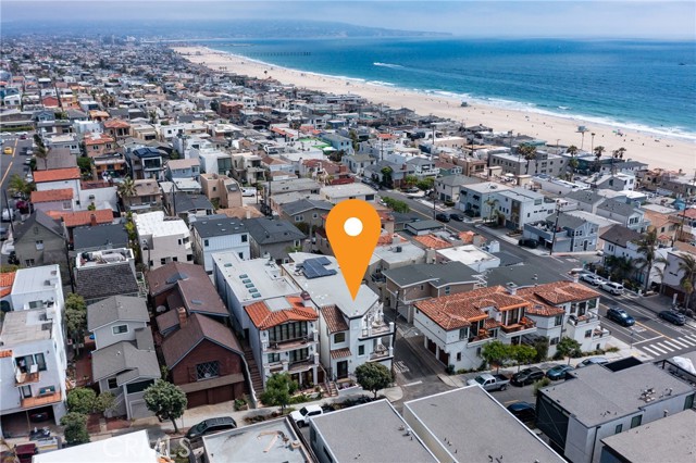 216 1st Street, Manhattan Beach, California 90266, 3 Bedrooms Bedrooms, ,4 BathroomsBathrooms,Residential,Sold,1st,SB21166941