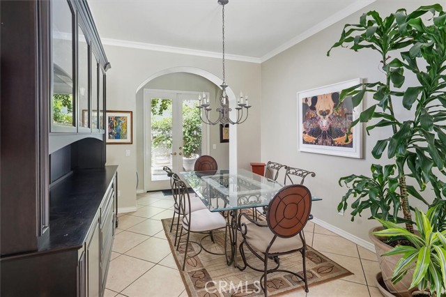 26800 Fairlain Drive, Valencia CA: https://media.crmls.org/medias/3f6a49d8-0637-4e69-ac76-b0eb27a7c5a7.jpg