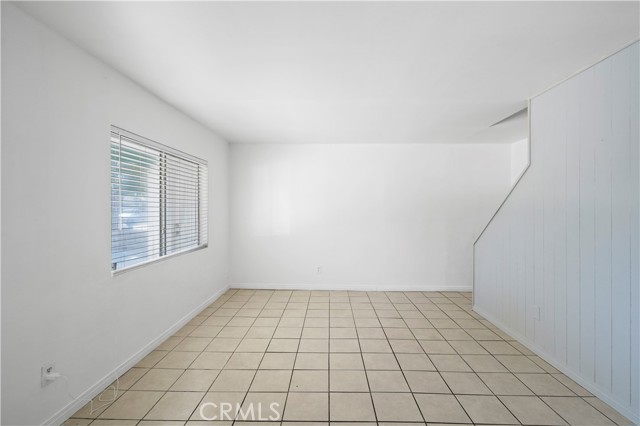 44043 Hoban Avenue, Lancaster CA: https://media.crmls.org/medias/3f6bb426-adc3-4355-83bd-f11c7b8240f5.jpg
