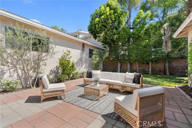 Detail Gallery Image 31 of 50 For 586 36th, Manhattan Beach,  CA 90266 - 3 Beds | 2 Baths