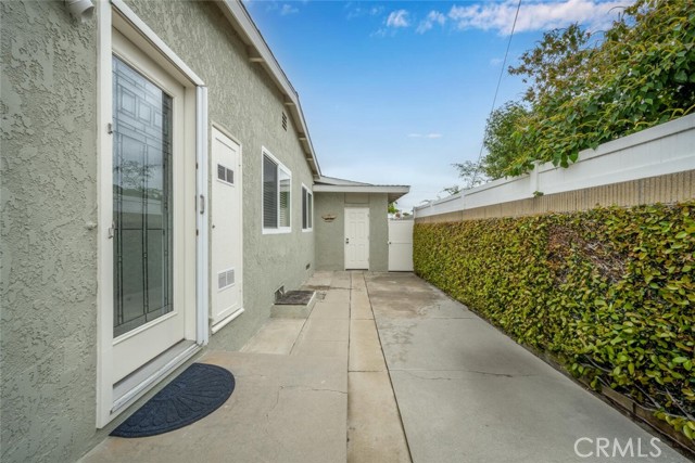Detail Gallery Image 49 of 51 For 2813 Albury Ave, Long Beach,  CA 90815 - 3 Beds | 2 Baths