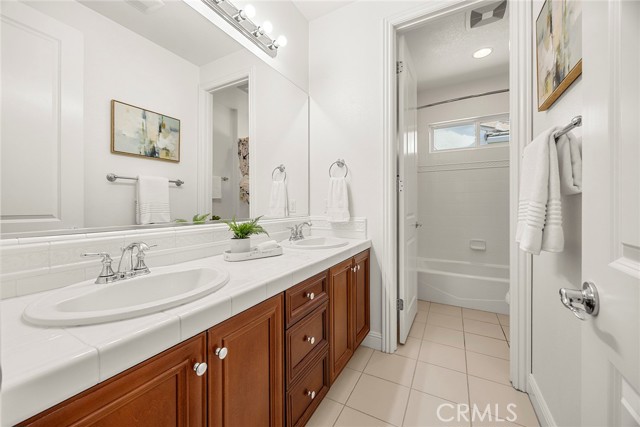 Detail Gallery Image 20 of 35 For 18150 Spyglass Hill, Yorba Linda,  CA 92886 - 4 Beds | 3 Baths