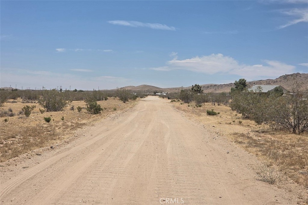 MLS #CV26151657 image #18